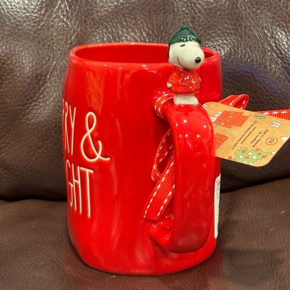 MERRY & BRIGHT Snoopy Figural Christmas Mug - Rae Dunn Peanuts Collection - Picture 6 of 12